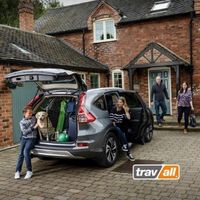 Nicht nur für den Urlaub mit Hund sind Travall-Gitter unheimlich praktisch. © Travall