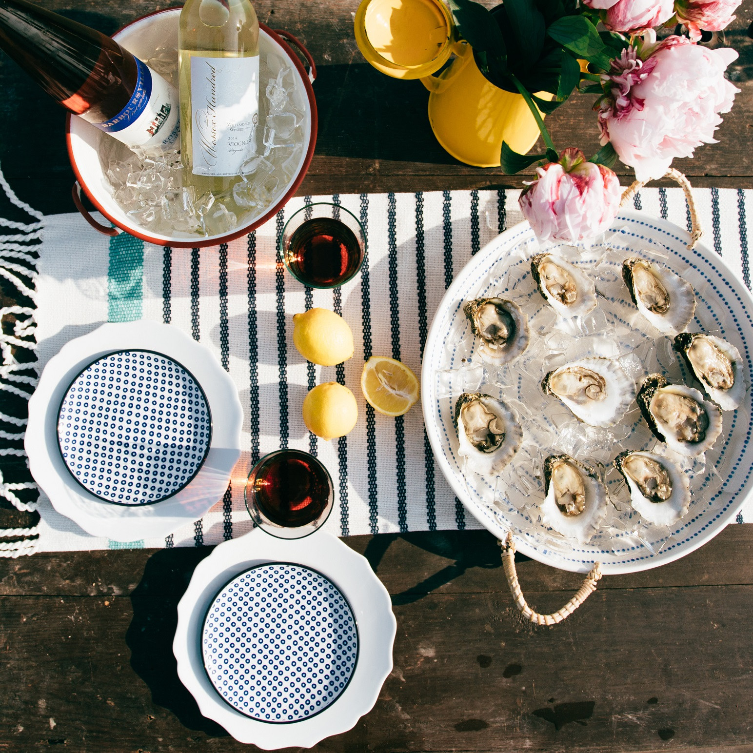 In Virginia Beach, hier bei Pleasure House Oysters, lassen sich Austern nach Herzenslust genießen. (Bildquelle: Pleasure House Oysters)
