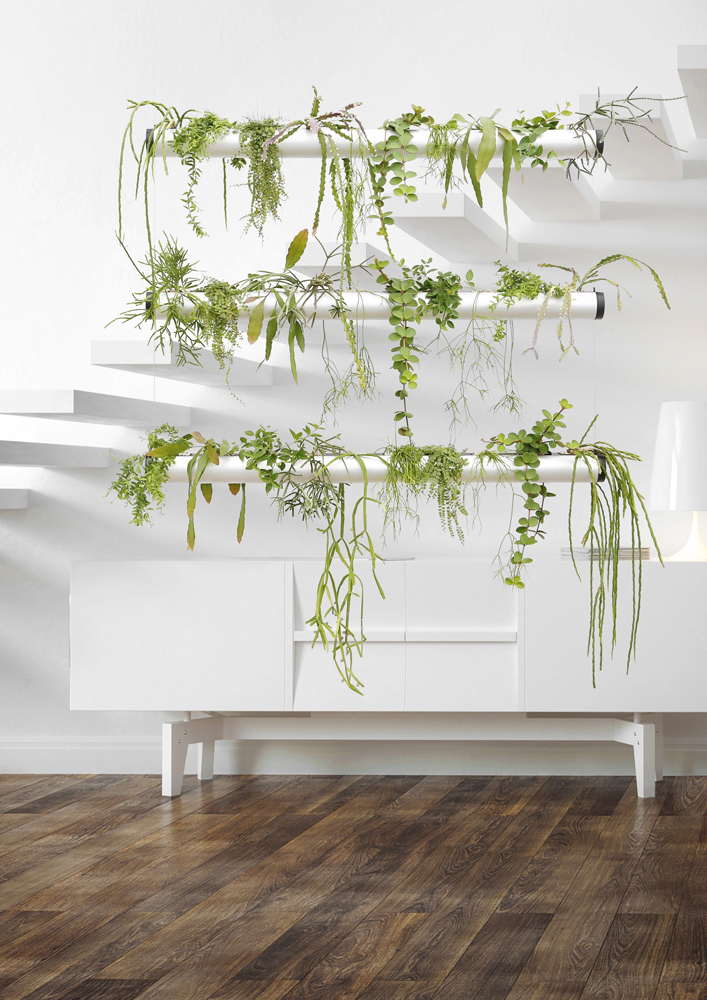 Schwebende Pflanzeninstallationen verwandeln Innenräume in grüne Oasen. Foto: Ruof