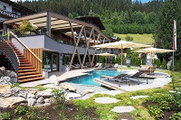 Entspannung pur am Naturpool Bergsee (Hotel Gassner)