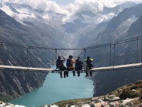 Panoramablick über den See auf die Zillertaler Alpen von der Olpererhütte aus (c) Tourismusverband T