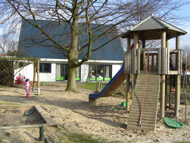 Der von der service94 GmbH gegründete Kindergarten Der von der service94 GmbH gegründete Kindergarten