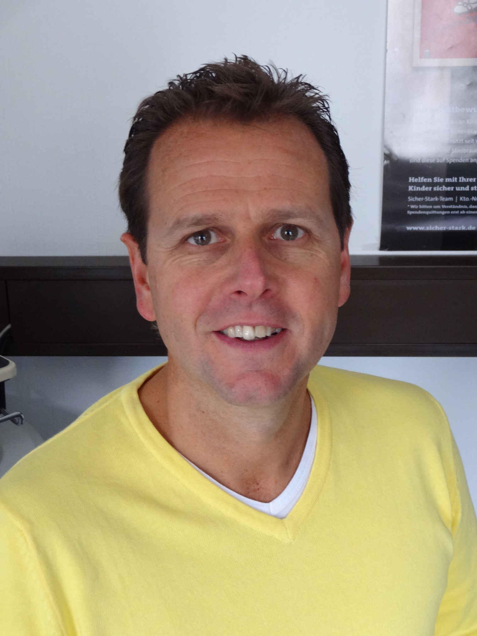 Ralf Schmitz (Ethical-Hacker) Ralf Schmitz (Ethical-Hacker)