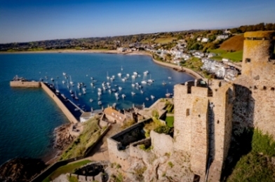 Ein Must See auch im Frühjahr: Mont Orgueil Castle. Foto: Visit Jer Ein Must See auch im Frühjahr: Mont Orgueil Castle. Foto: Visit Jer