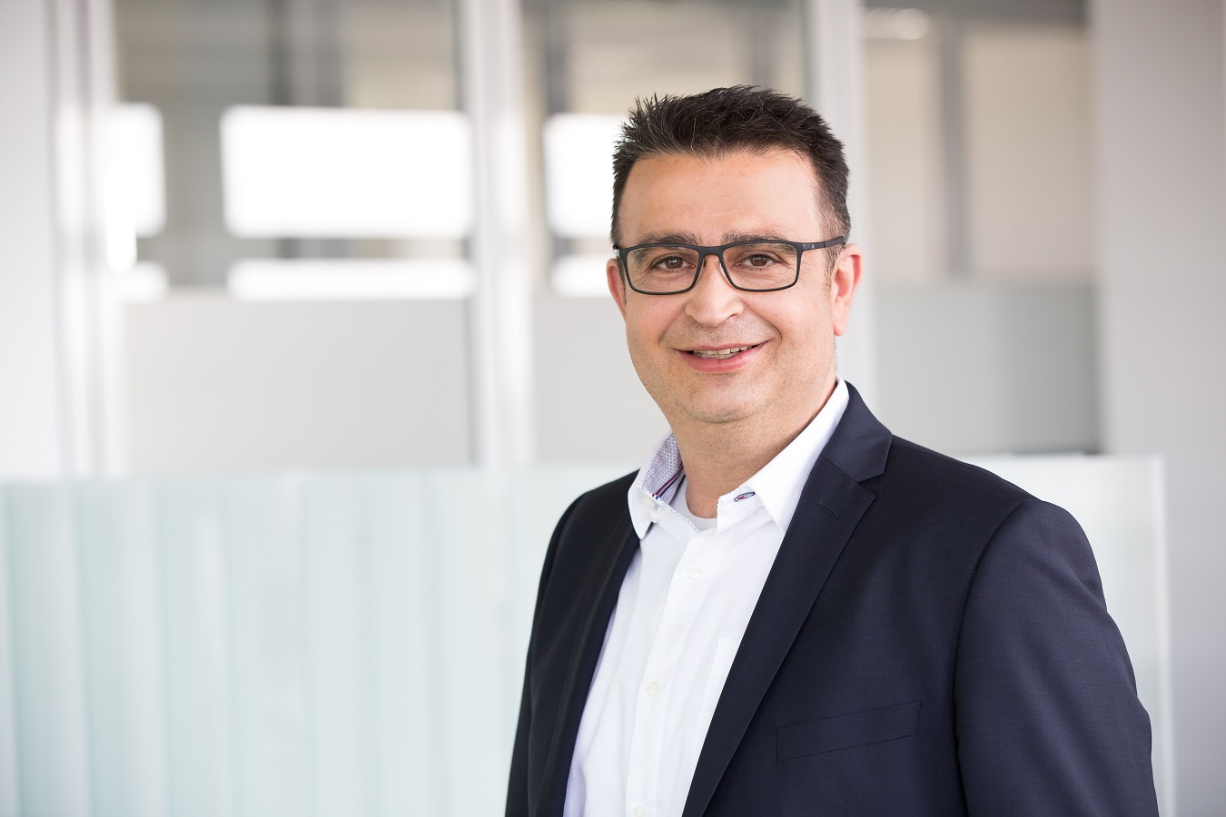 Manuel Ferre Hernandez, Geschäftsführer der Ostertag DeTeWe GmbH