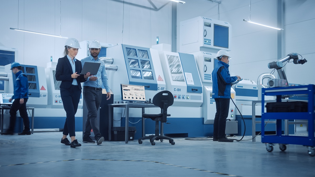 iTAC beleuchtet: Ein Tag in einer Fabrik–mit MOM Herausforderungen lösen iTAC beleuchtet: Ein Tag in einer Fabrik–mit MOM Herausforderungen lösen