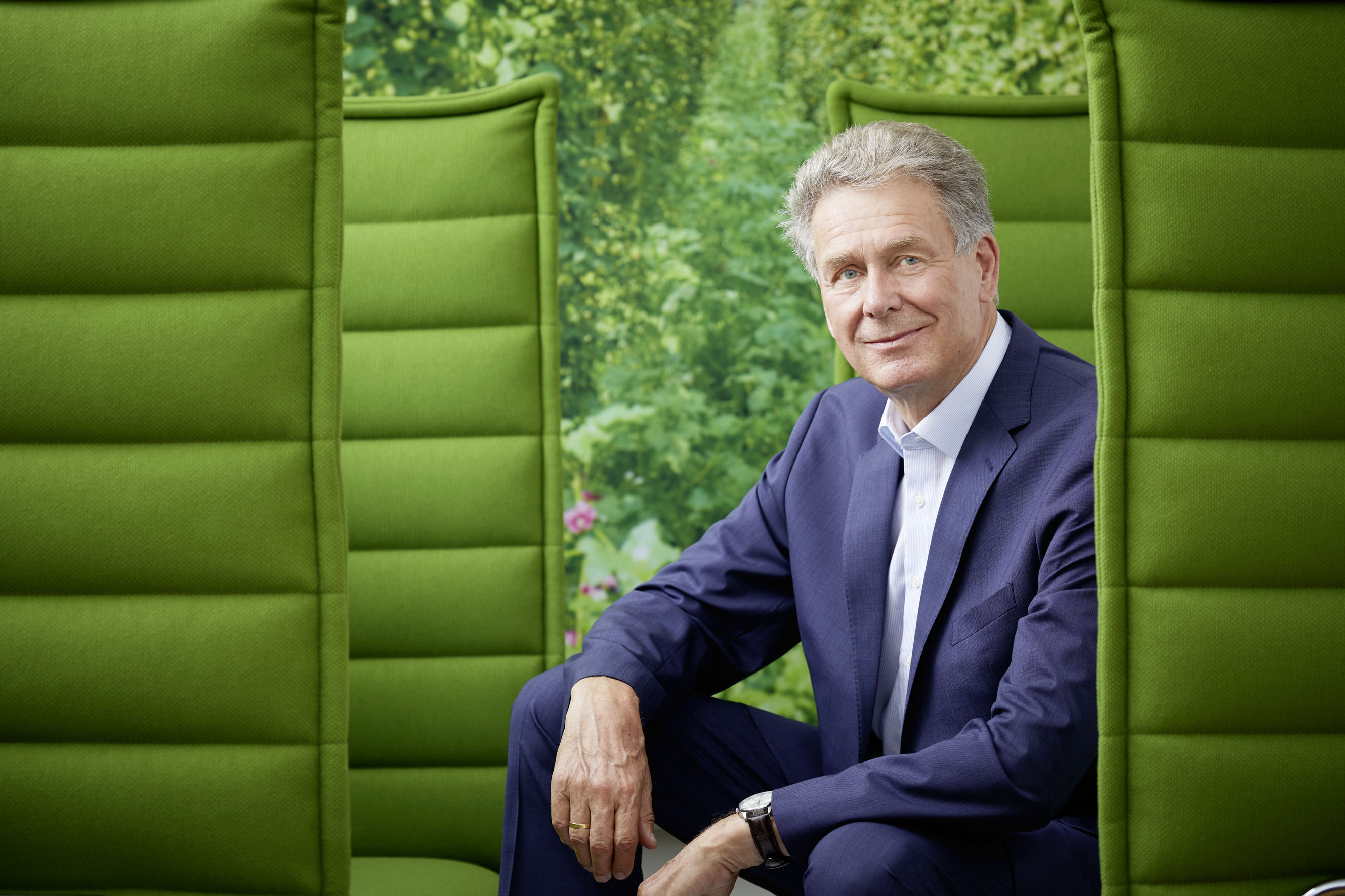 Dr. Franz Ehrnsperger, Vorsitzender der Qualitätsgemeinschaft Bio-Mineralwasser (Bildquelle: Qualitätsgemeinschaft Bio-Mineralwasser) Dr. Franz Ehrnsperger, Vorsitzender der Qualitätsgemeinschaft Bio-Mineralwasser (Bildquelle: Qualitätsgemeinschaft Bio-Mineralwasser)