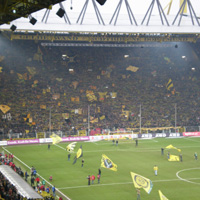 Die Südtribüne in Dortmund ist nahezu immer ausverkauft Die Südtribüne in Dortmund ist nahezu immer ausverkauft