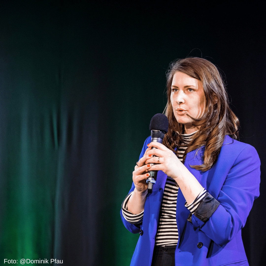 Claudia Hildebrandt - Finalistin beim Speaker Slam 2022 (Bildquelle: @Dominik Pfau)