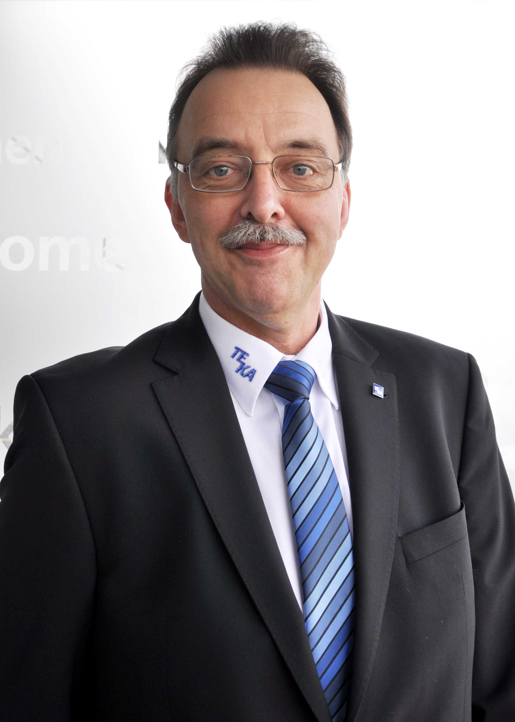 Seit 15 Jahren ist Peter Lindner das TEKA-Gesicht von Berlin bis Nordhessen. Seit 15 Jahren ist Peter Lindner das TEKA-Gesicht von Berlin bis Nordhessen.