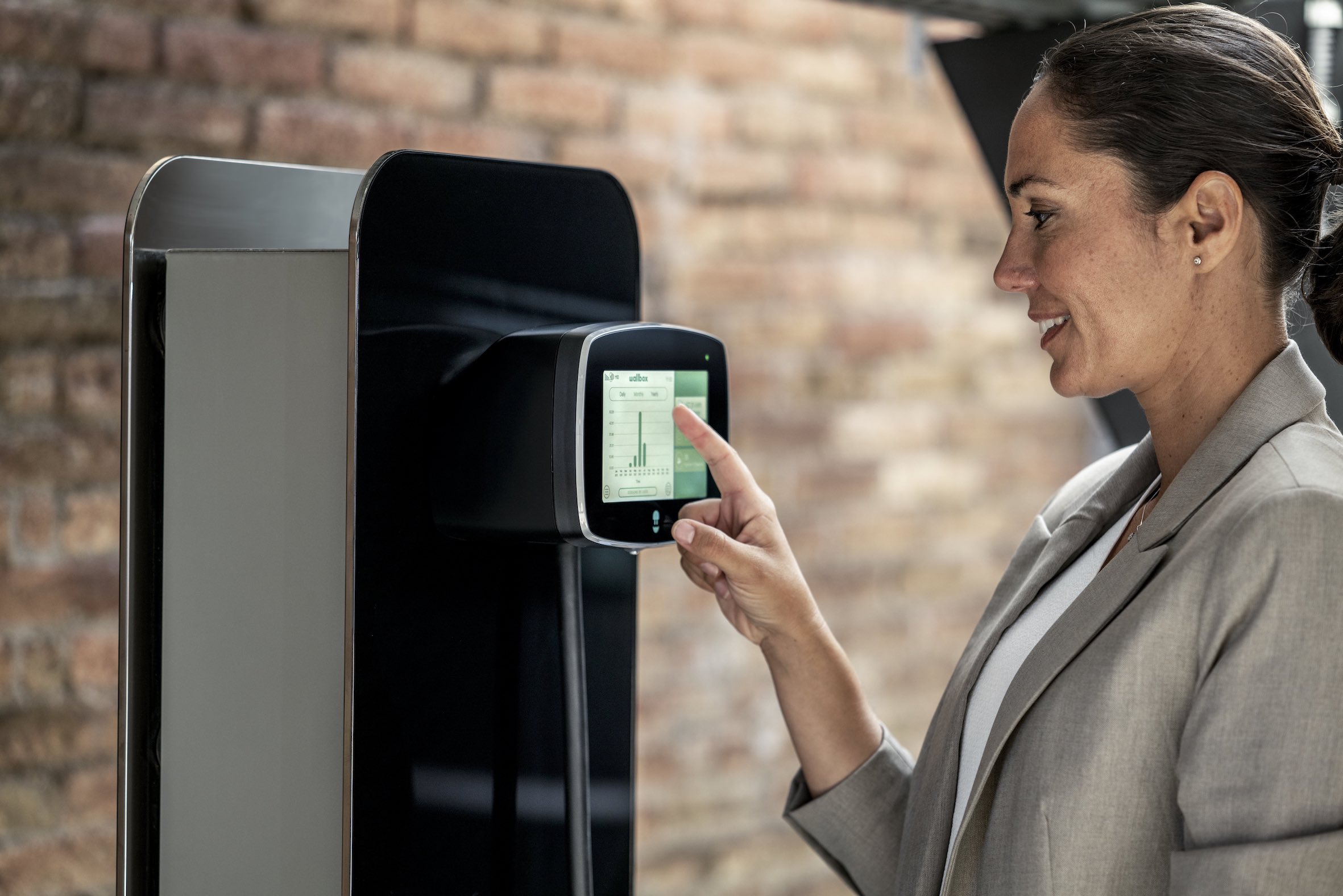 Wallbox Commander 2 (Bildquelle: @Wallbox Chargers) Wallbox Commander 2 (Bildquelle: @Wallbox Chargers)