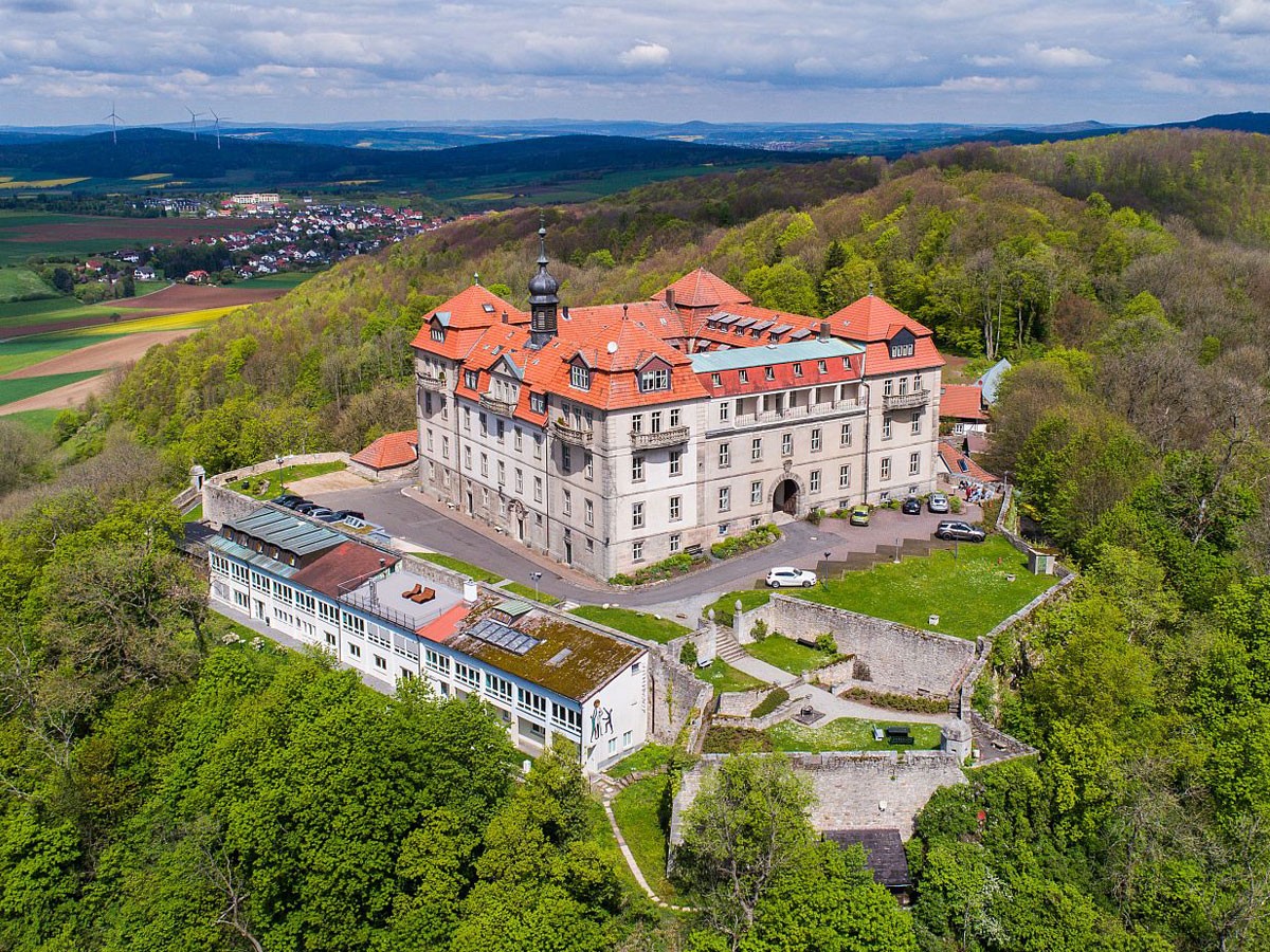 Lietz Internat Schloss Bieberstein (© ) Lietz Internat Schloss Bieberstein (© )