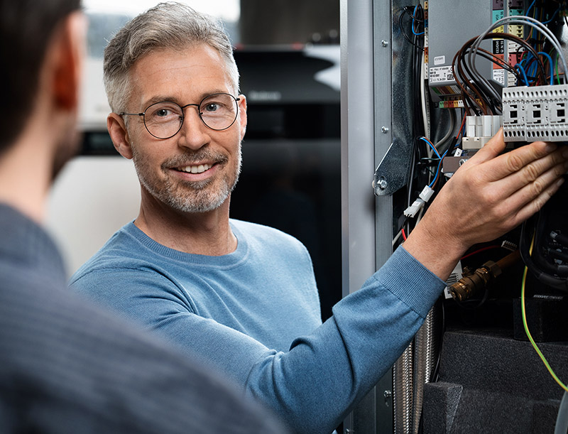 Elektrifizierung ist ein Schwerpunktthema im Seminarangebot 2022 von Buderus. Quelle: Buderus