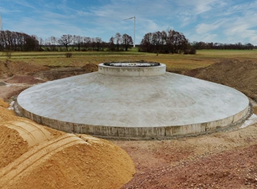 Das Fundament ist errichtet Das Fundament ist errichtet