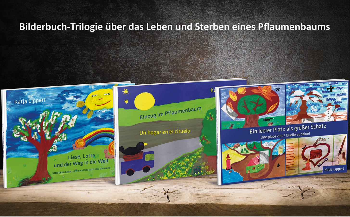 Katja Lippert Bücher beschäftigen sich mit dem Werden und Vergehen eines Pflaumenbaums. Ihre Bücher sind zweisprachig. Katja Lippert Bücher beschäftigen sich mit dem Werden und Vergehen eines Pflaumenbaums. Ihre Bücher sind zweisprachig.