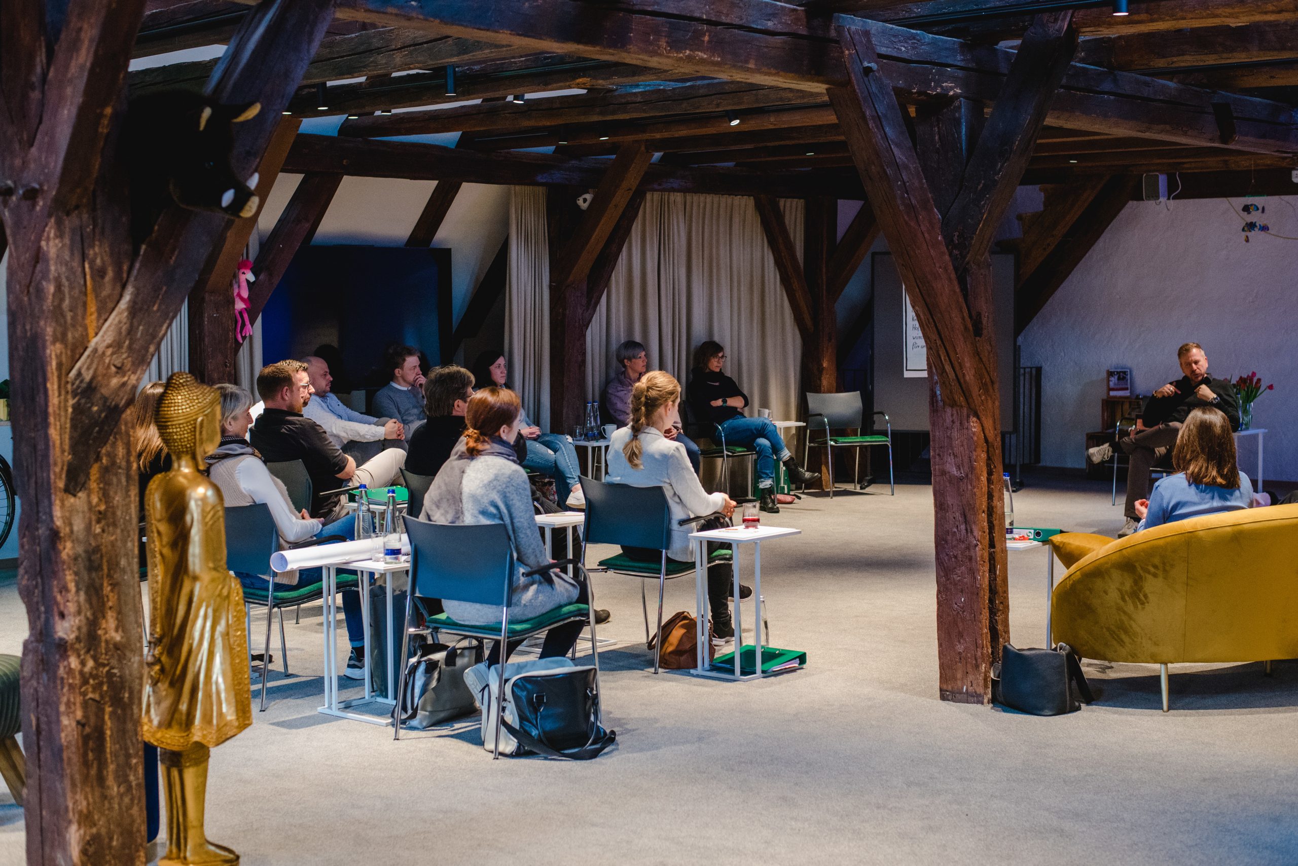 Simmeth-Training eröffnet seine neue Akademie in Beilngries. (Bildquelle: Frank Simmeth) Simmeth-Training eröffnet seine neue Akademie in Beilngries. (Bildquelle: Frank Simmeth)
