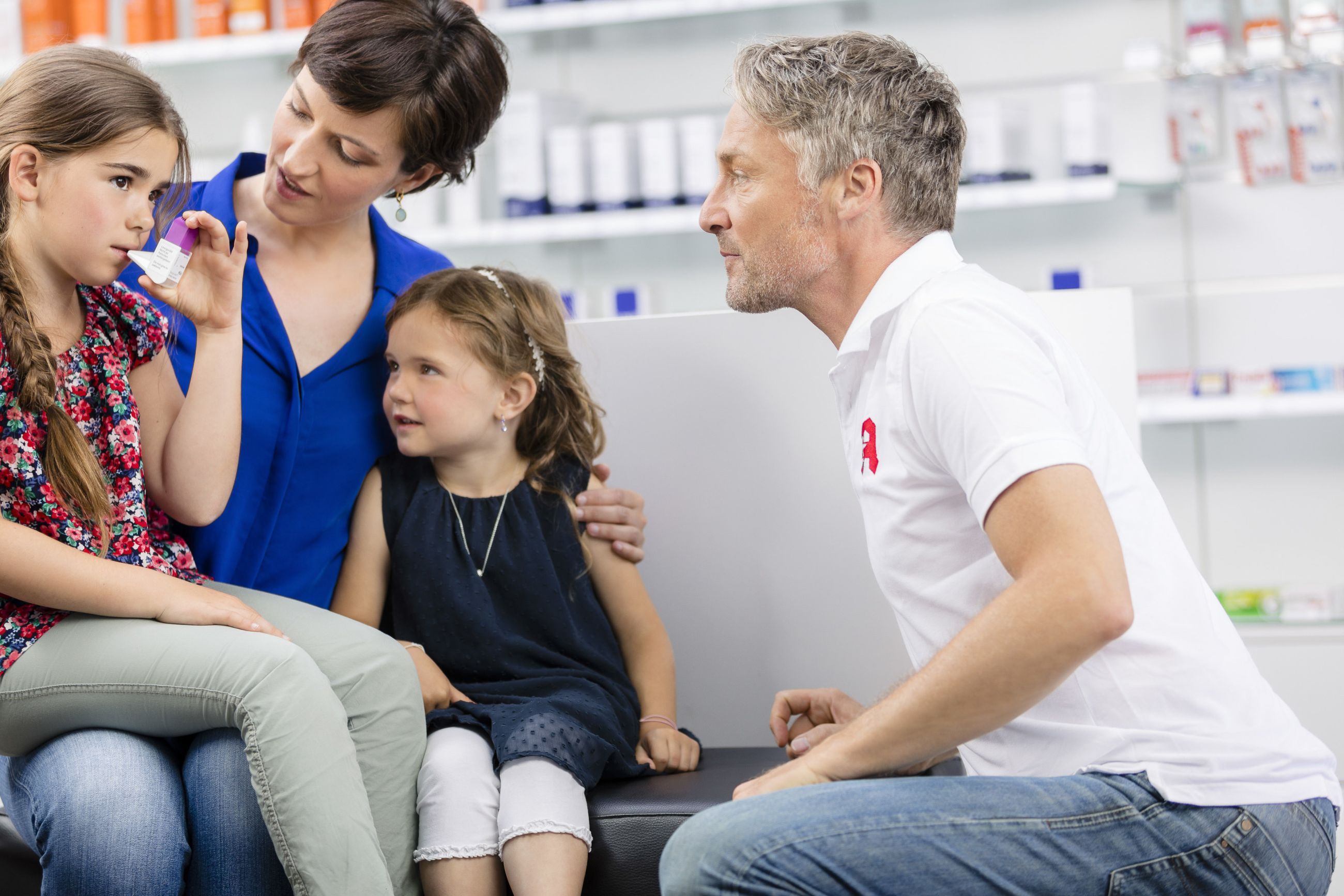Apotheken erklären die richtige Anwendung von Inhalatoren (Bildquelle:©ABDA) Apotheken erklären die richtige Anwendung von Inhalatoren (Bildquelle:©ABDA)