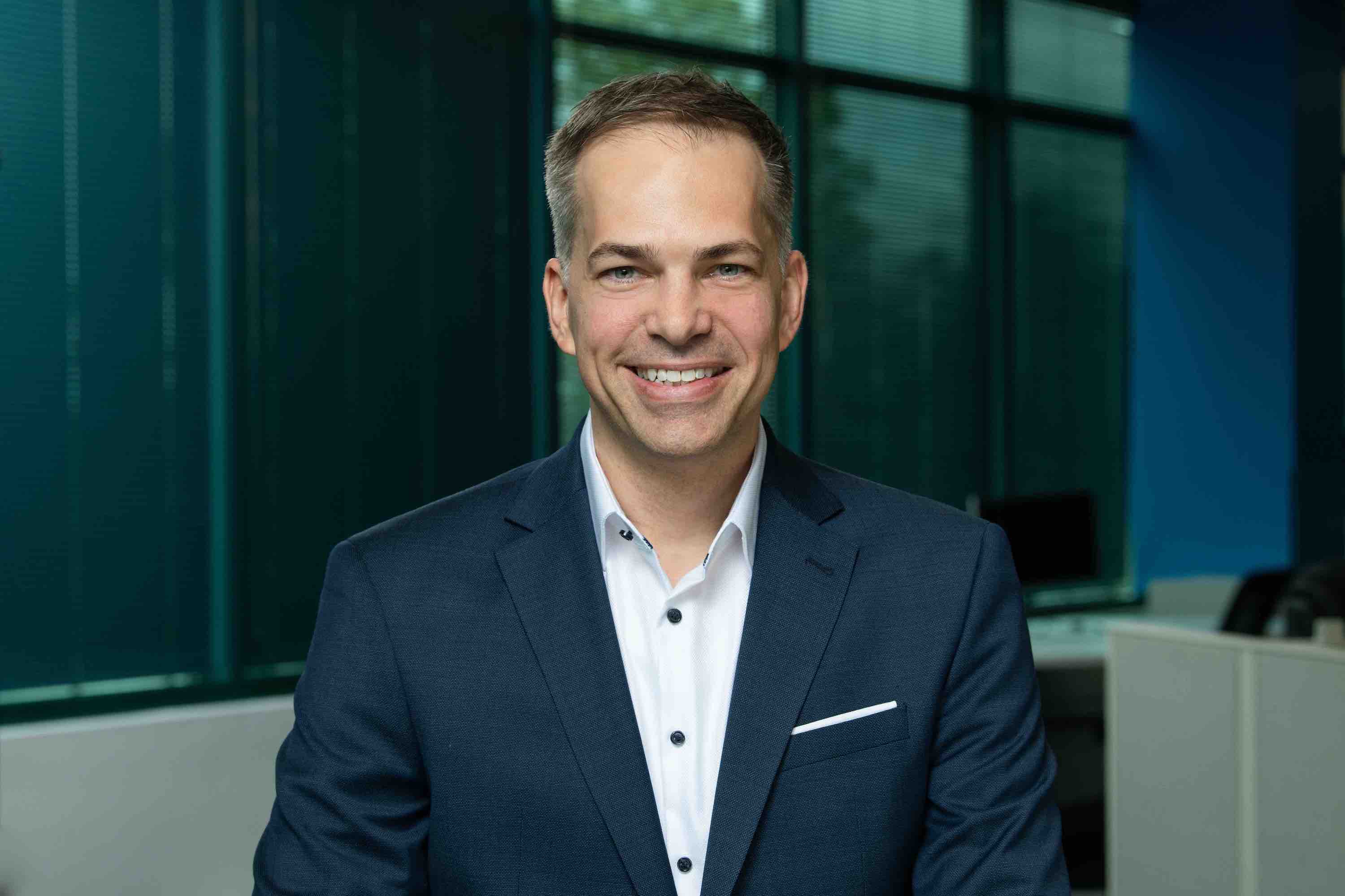 Marc Maurer Managing Director EMEA Revalize Marc Maurer Managing Director EMEA Revalize