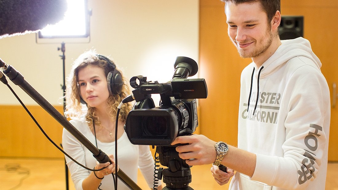 Am Berufskolleg für Medienberufe werden Gestaltungstechnische AssistentInnen ausgebildet. (Die Bildrechte liegen bei dem Verfasser der Mitteilung.)