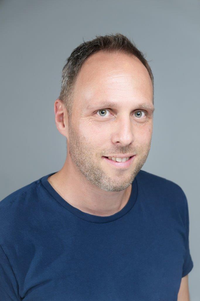 Florian Prinz, Ergotherapeut, berät und unterstützt Eltern von Kindern mit EB