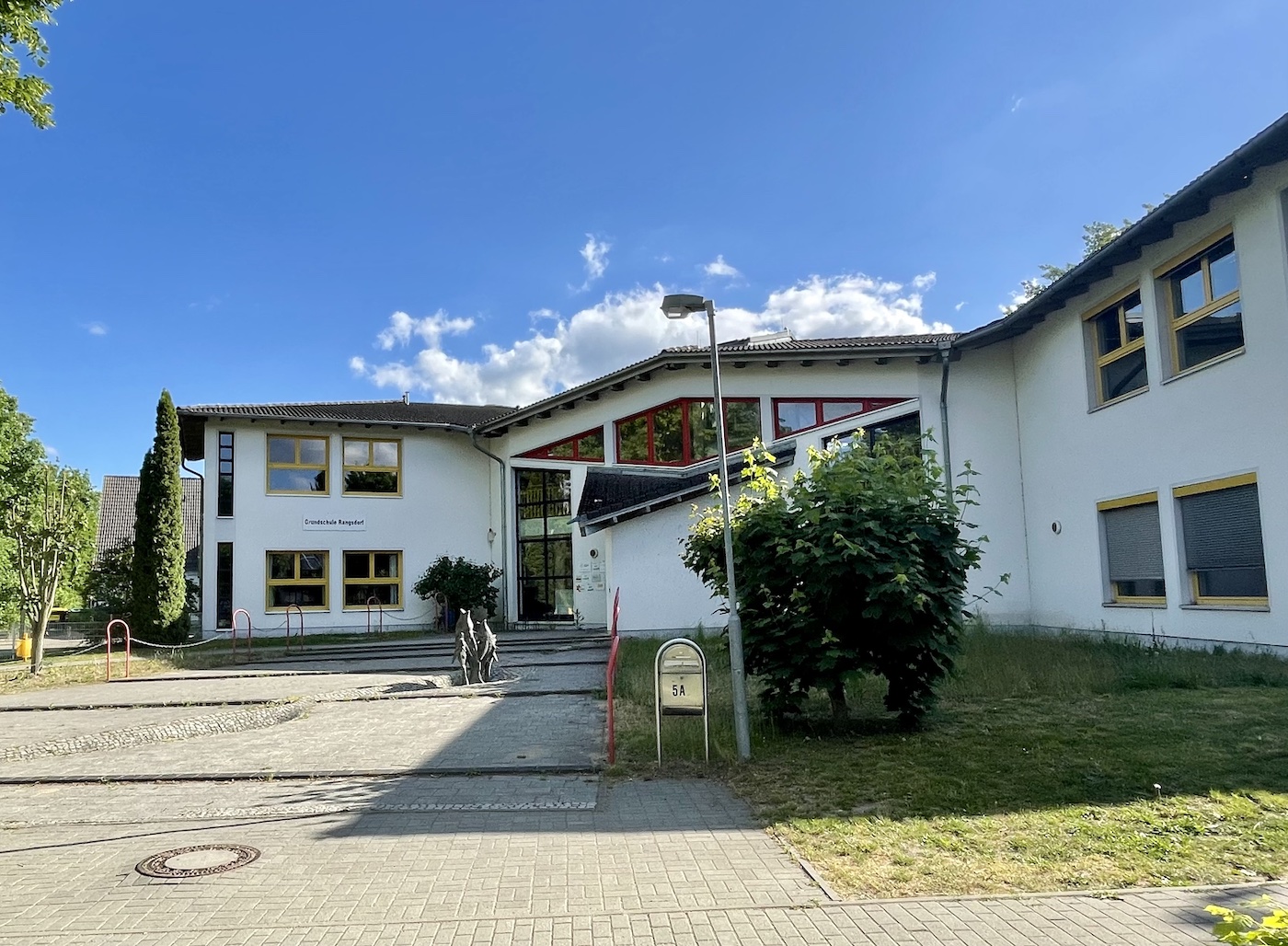 Grundschule Rangsdorf (Die Bildrechte liegen bei dem Verfasser der Mitteilung.) Grundschule Rangsdorf (Die Bildrechte liegen bei dem Verfasser der Mitteilung.)