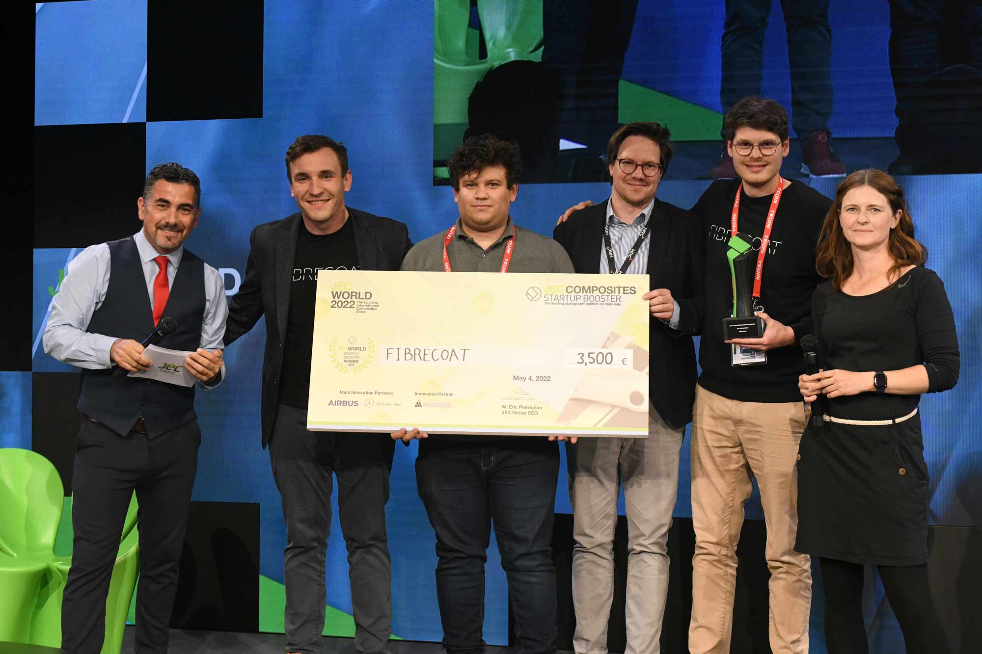 FibreCoat gewinnt den Startup-Booster-Wettbewerb auf der JEC World 2022 in Paris (Die Bildrechte liegen bei dem Verfasser der Mitteilung.) FibreCoat gewinnt den Startup-Booster-Wettbewerb auf der JEC World 2022 in Paris (Die Bildrechte liegen bei dem Verfasser der Mitteilung.)