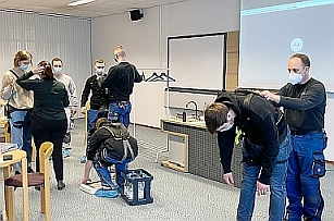 Anprobe, Rechte bei Haaß GmbH & Co. KG Anprobe, Rechte bei Haaß GmbH & Co. KG