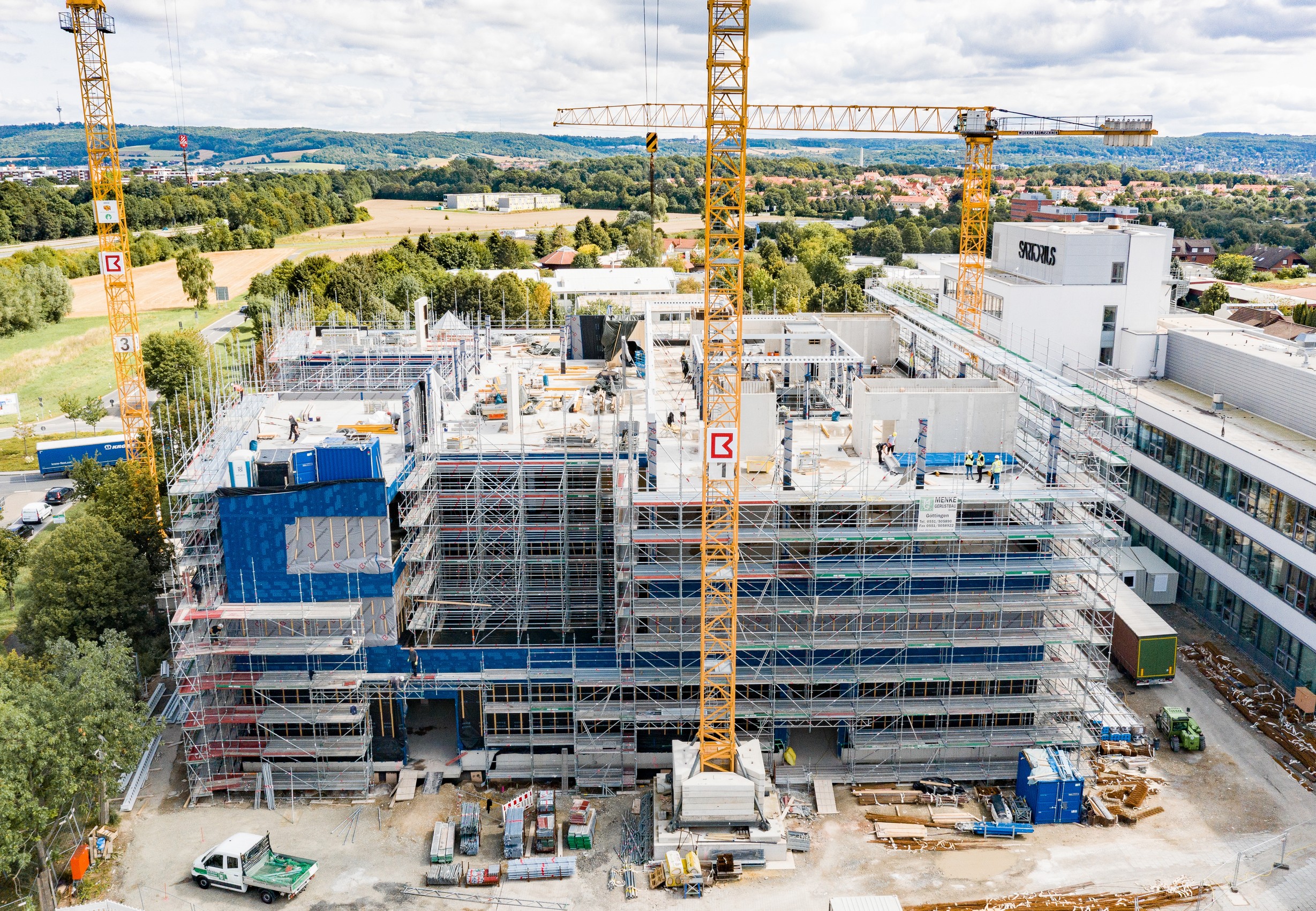 Der Neubau auf dem Sartorius Campus in Göttingen hat eine Brutto-Grundfläche von rund 10.200 Quadratmetern. Foto: Peikko