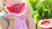 Mikronährstoffe bei Kindern mit omnivorer, vegetarischer und veganer Ernährung Mikronährstoffe bei Kindern mit omnivorer, vegetarischer und veganer Ernährung
