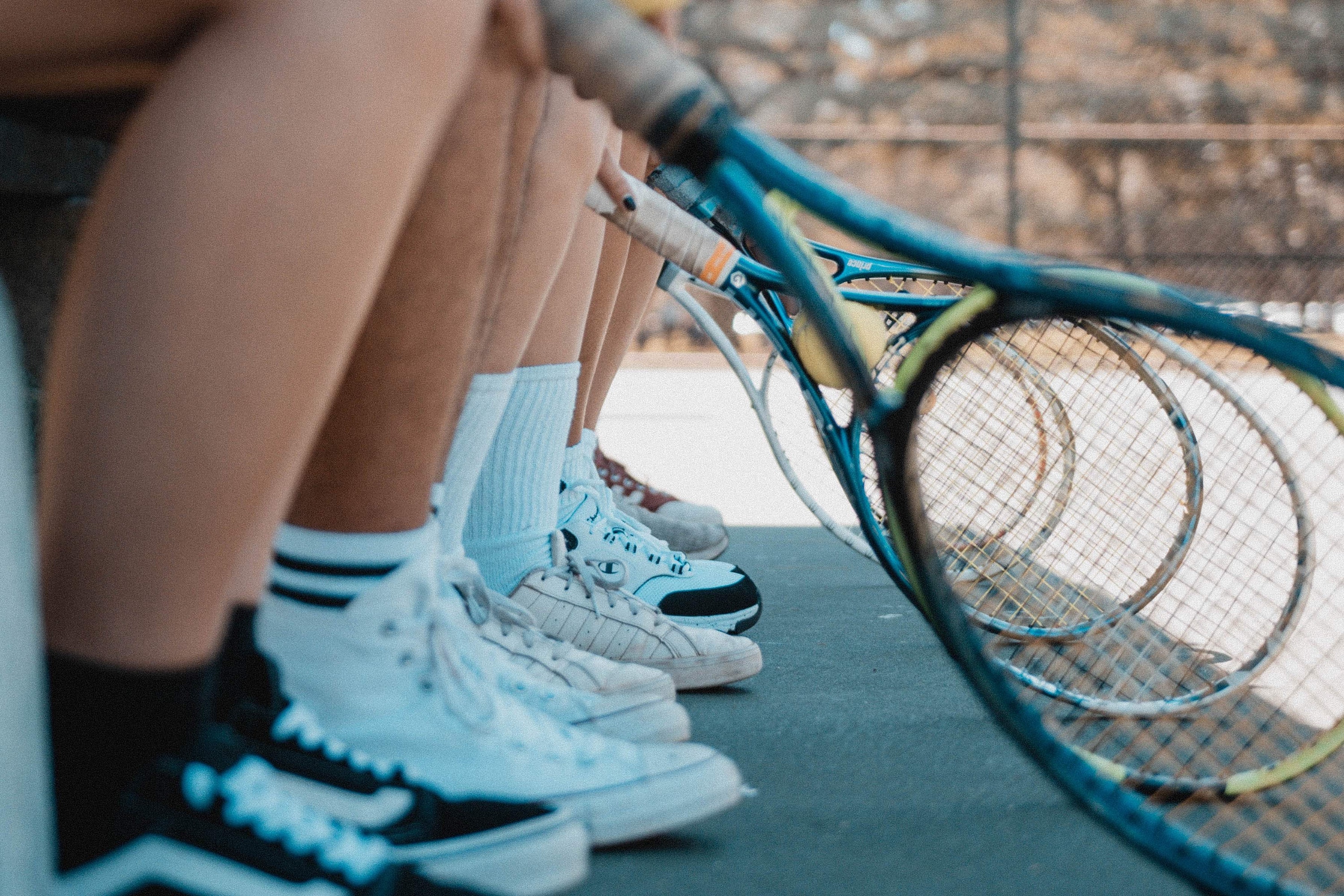 Der Erlebnispädagogik-Spezialist hoch3 bietet auch in den Sommerferien 2022 wieder Tennis-Abenteuer-Camps an. Der Erlebnispädagogik-Spezialist hoch3 bietet auch in den Sommerferien 2022 wieder Tennis-Abenteuer-Camps an.