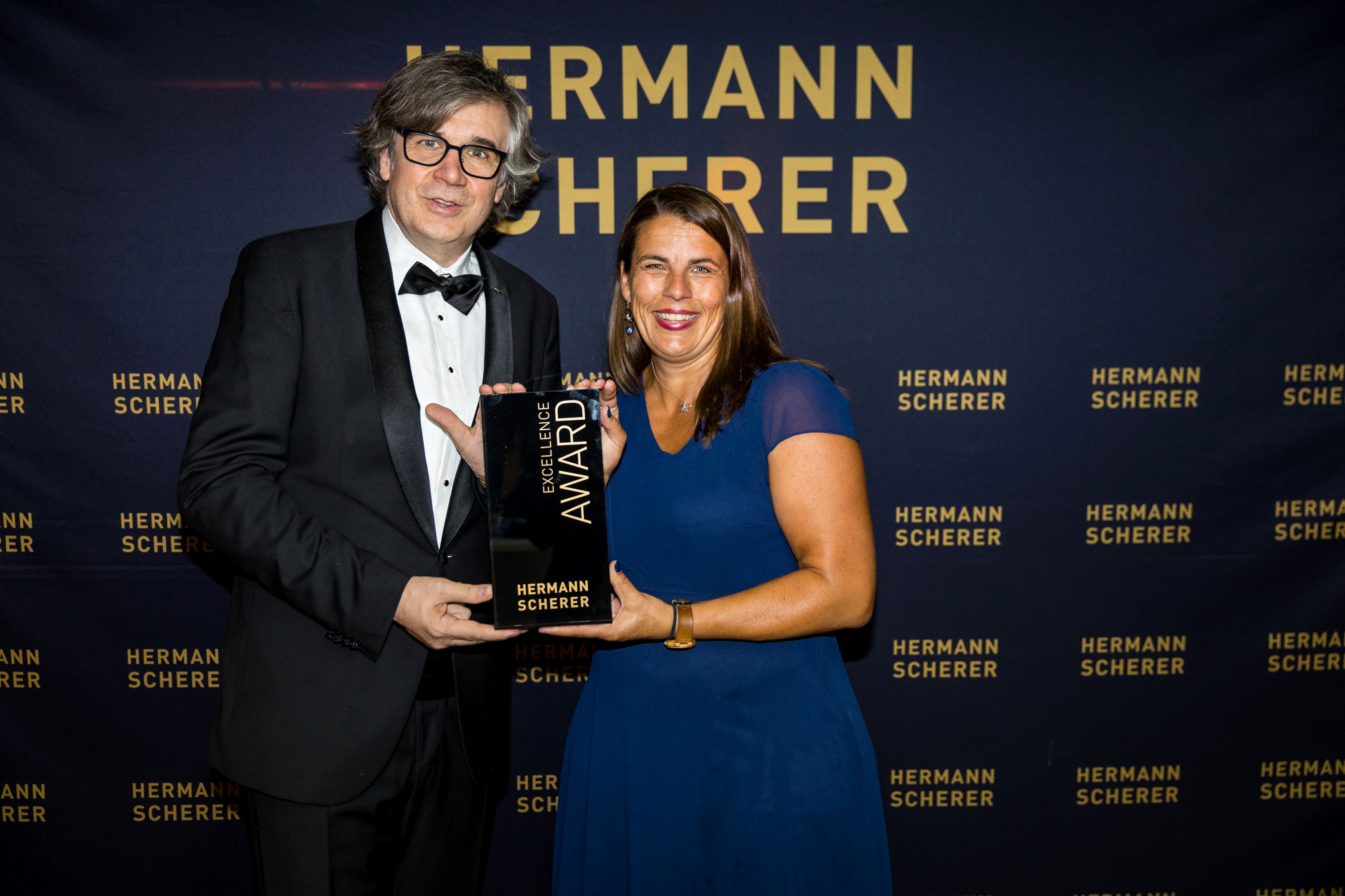 Award Verleihung durch Hermann Scherer (c)Dominik Pfau Award Verleihung durch Hermann Scherer (c)Dominik Pfau