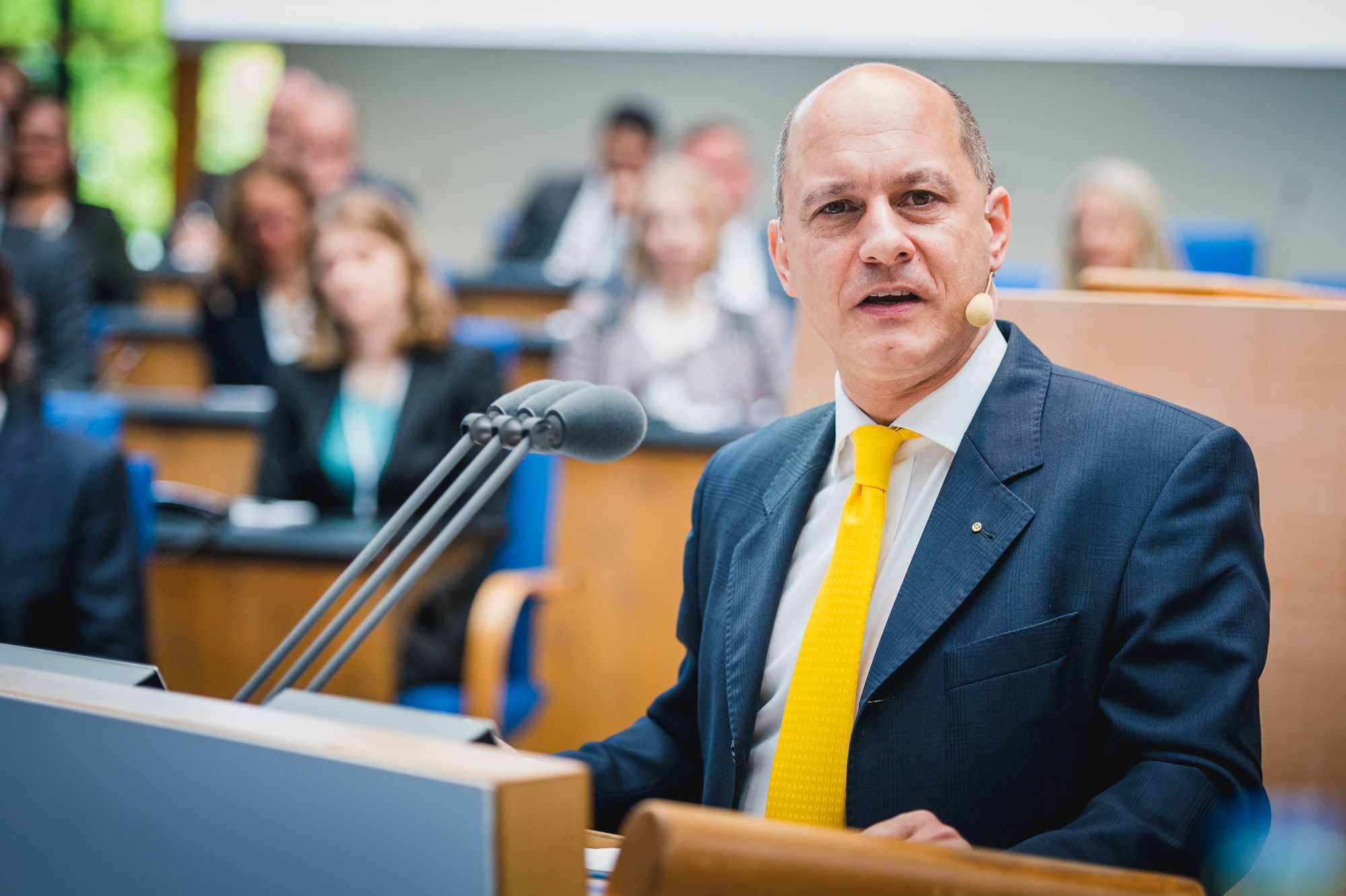 Prof. Dr. Key Pousttchi (Bildquelle:©momentesammler, Patrick Reymann) Prof. Dr. Key Pousttchi (Bildquelle:©momentesammler, Patrick Reymann)