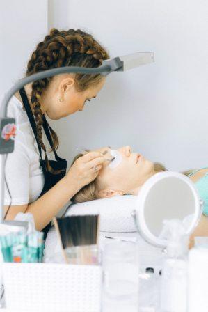 Wimpernlifting in München (Bildquelle: pexels)