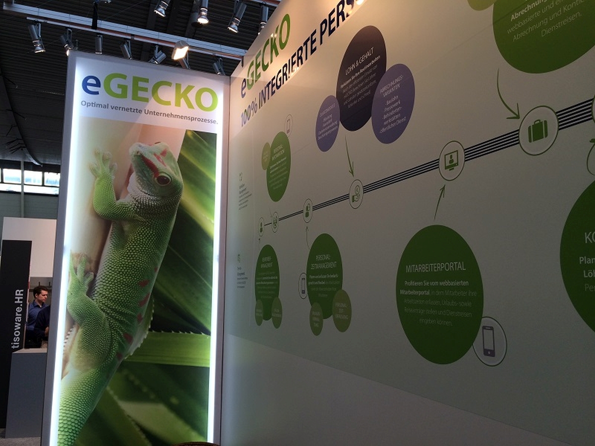 Besucher auf dem Messestand können sich umfassend über die vollständig integrierte eGECKO Komplettlösung informieren. Besucher auf dem Messestand können sich umfassend über die vollständig integrierte eGECKO Komplettlösung informieren.