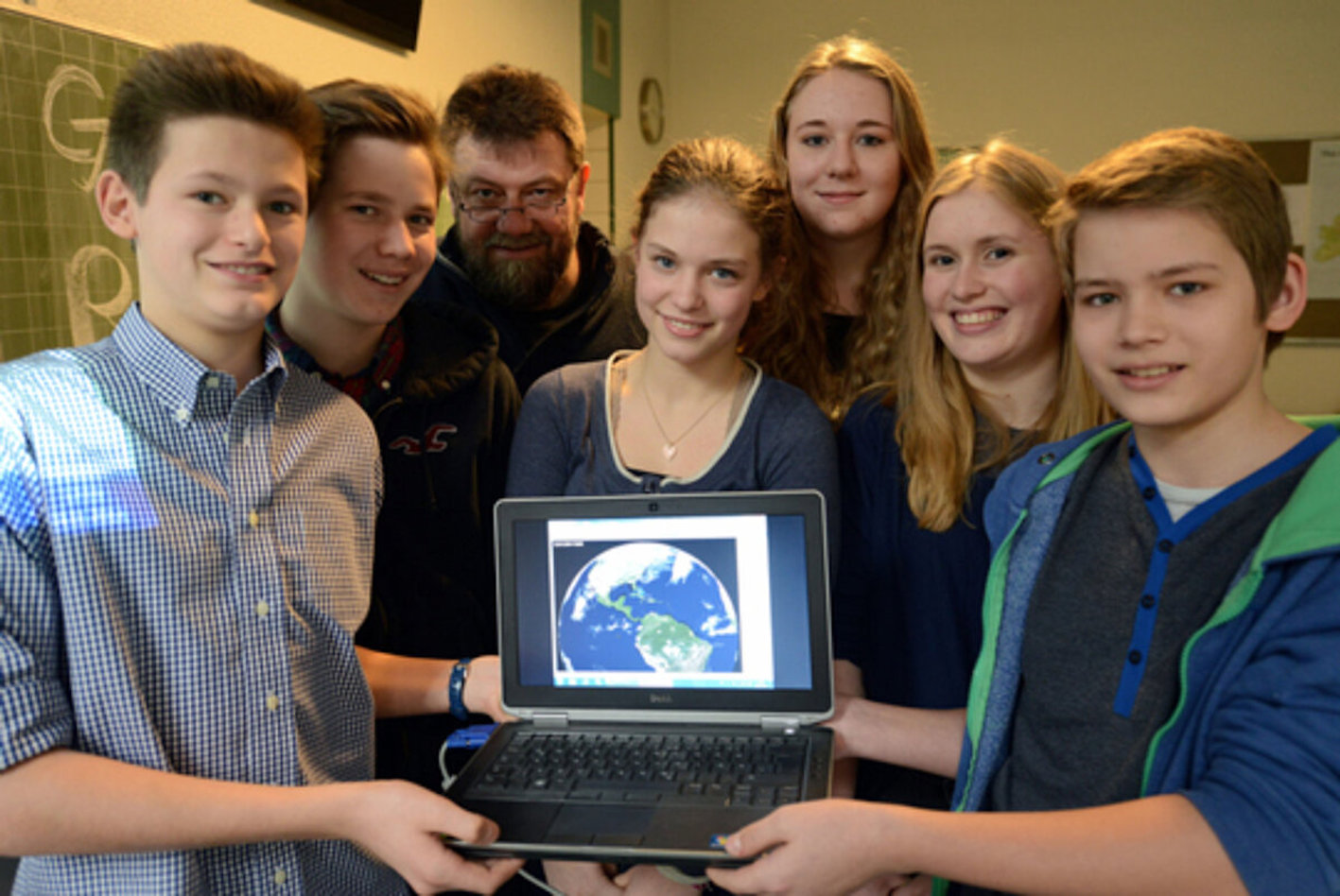 Schüler*innen bei den Lightcycle Rohstoffwochen, Quelle: Lightcycle