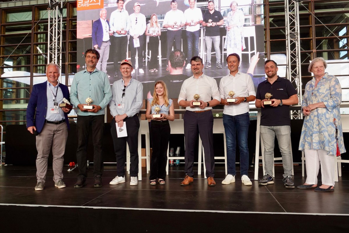 Die Laudatoren und Preisträger des Ladeport Award 2022 (© Michael Tobias)