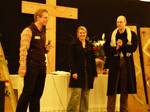 Übergabe, vlnr: Alexander Katz, Imke Allendorf, Jan Schoenmakers Übergabe, vlnr: Alexander Katz, Imke Allendorf, Jan Schoenmakers