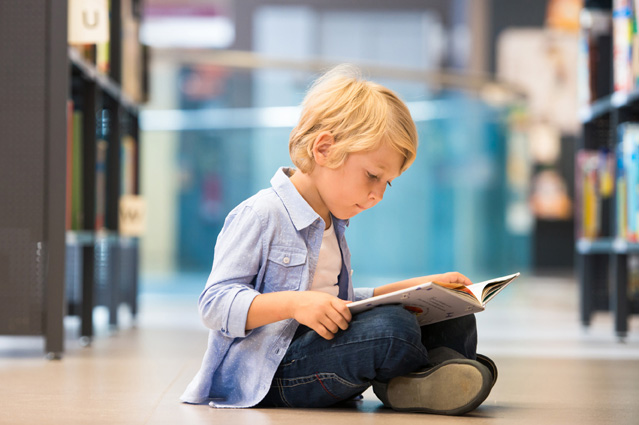 Nicht allen Kindern fällt Lesenlernen leicht. (Bildquelle: ERGO Group) Nicht allen Kindern fällt Lesenlernen leicht. (Bildquelle: ERGO Group)
