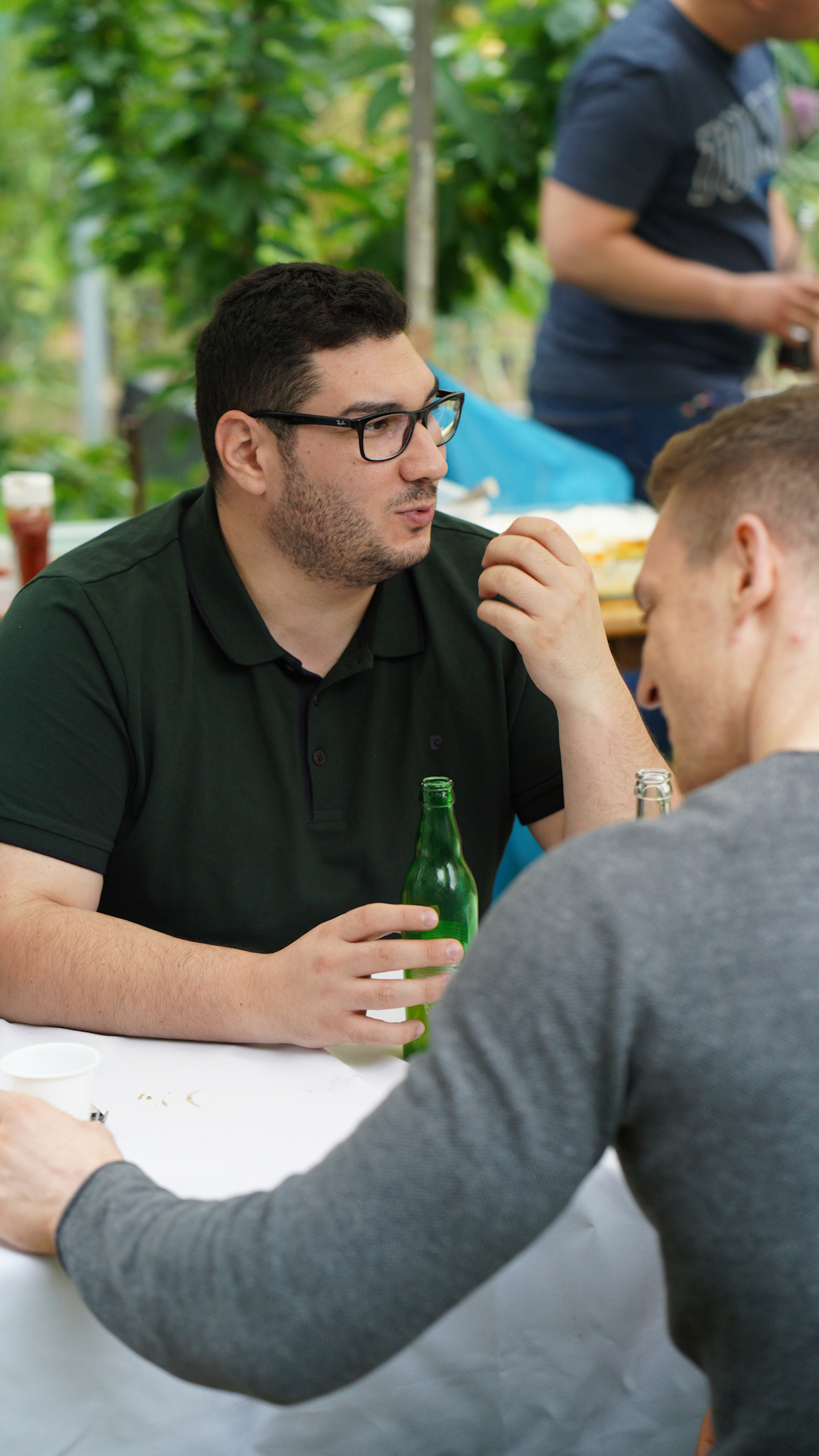 Cüneyt Karatas aus Neuwied zeigt, wie Unternehmen bei der Mitarbeitergewinnung profitieren können. Cüneyt Karatas aus Neuwied zeigt, wie Unternehmen bei der Mitarbeitergewinnung profitieren können.