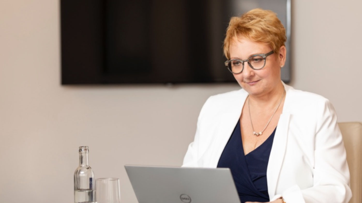 Tanja Dammann-Götsch zeigt, wie virtuelle Preisverhandlungen im Einkauf erfolgreich gelingen. (Die Bildrechte liegen bei dem Verfasser der Mitteilung.)