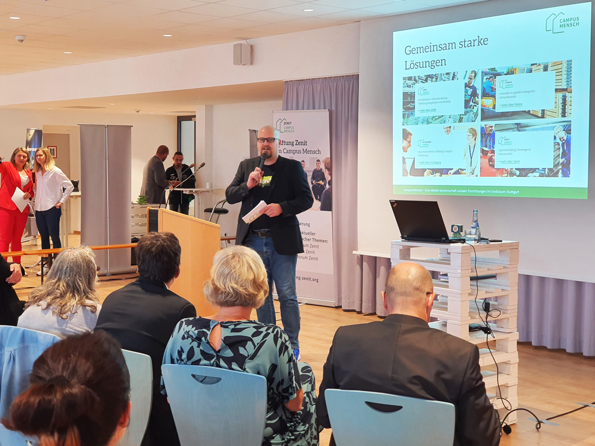Wissenschaftler, Startups und Hersteller suchen Antworten auf Anforderungen vonGesundheit und Pflege (Die Bildrechte liegen bei dem Verfasser der Mitteilung.) Wissenschaftler, Startups und Hersteller suchen Antworten auf Anforderungen vonGesundheit und Pflege (Die Bildrechte liegen bei dem Verfasser der Mitteilung.)
