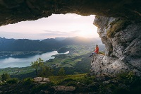 Wandern mit Aussicht auf den See (Wolfgangsee Tourismus)