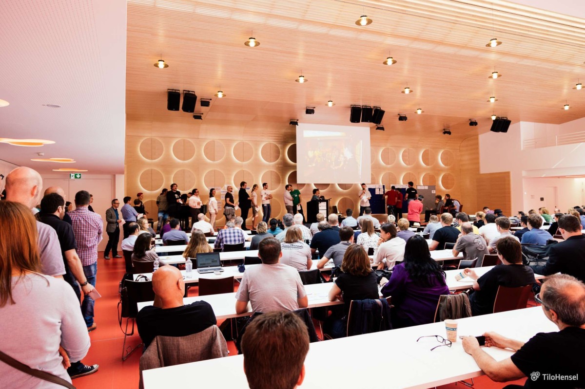 Teilnehmende bei der Themensammlung (© Tilo Hensel, CC BY-SA 2.0) Teilnehmende bei der Themensammlung (© Tilo Hensel, CC BY-SA 2.0)