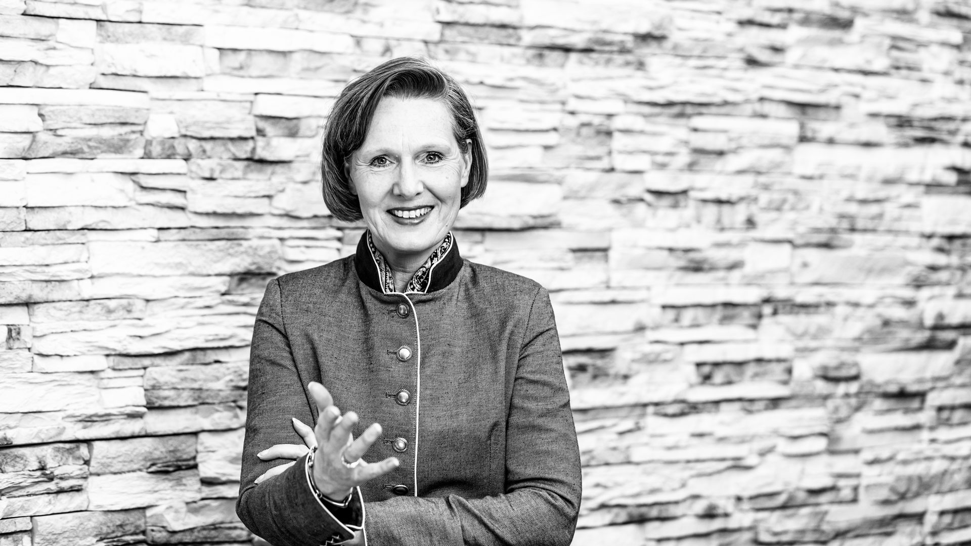 Petra Lienhop zeigt auf, dass sich Begegnungsqualität durch mehr auszeichnet als Kleidung. (Die Bildrechte liegen bei dem Verfasser der Mitteilung.)