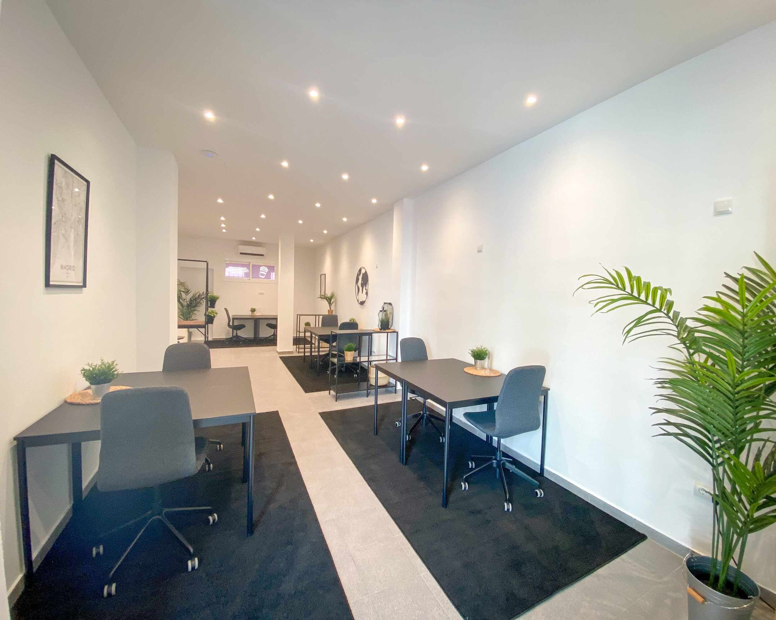 ERÖFFNUNG COWORKING MALLORCA - PLAYA DE PALMA (Bildquelle: Alexandra Bergerhausen) ERÖFFNUNG COWORKING MALLORCA - PLAYA DE PALMA (Bildquelle: Alexandra Bergerhausen)