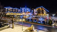 Winterliche Beleuchtung des Wohlfühlhotels Schiestl (Wohlfühlhotel Schiestl)
