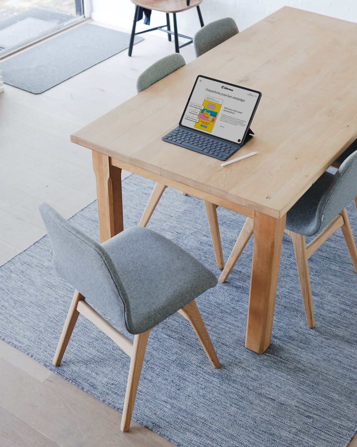 Der Websitebutler liefert unkompliziert neue Internetauftritte. (Bildquelle:©Mailchimp, Unsplash)