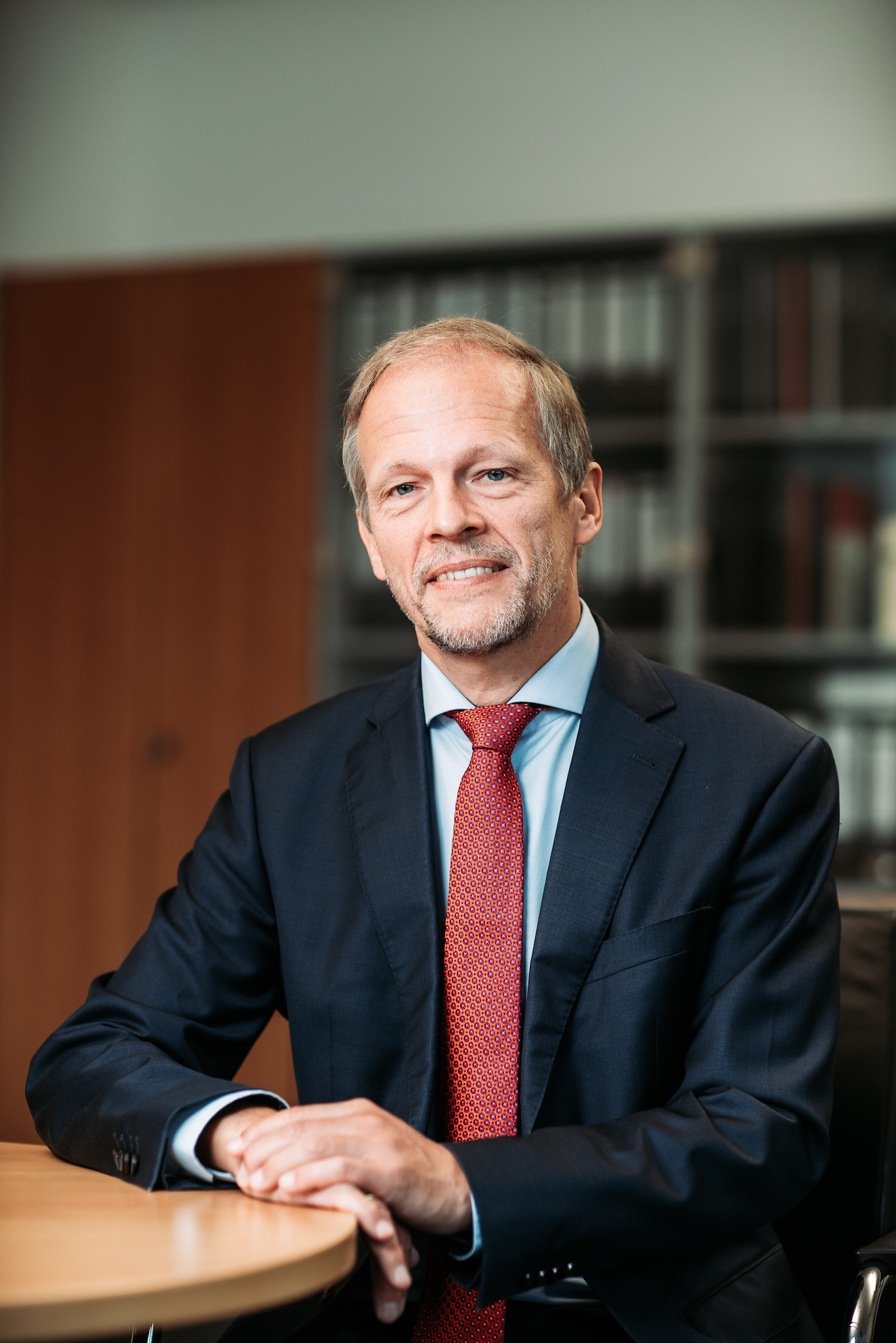 Prof. Dr. Jörg Overmann, Wissenschaftlicher Direktor des Leibniz-Institut DSMZ, Braunschweig (Die Bildrechte liegen bei dem Verfasser der Mitteilung.) Prof. Dr. Jörg Overmann, Wissenschaftlicher Direktor des Leibniz-Institut DSMZ, Braunschweig (Die Bildrechte liegen bei dem Verfasser der Mitteilung.)