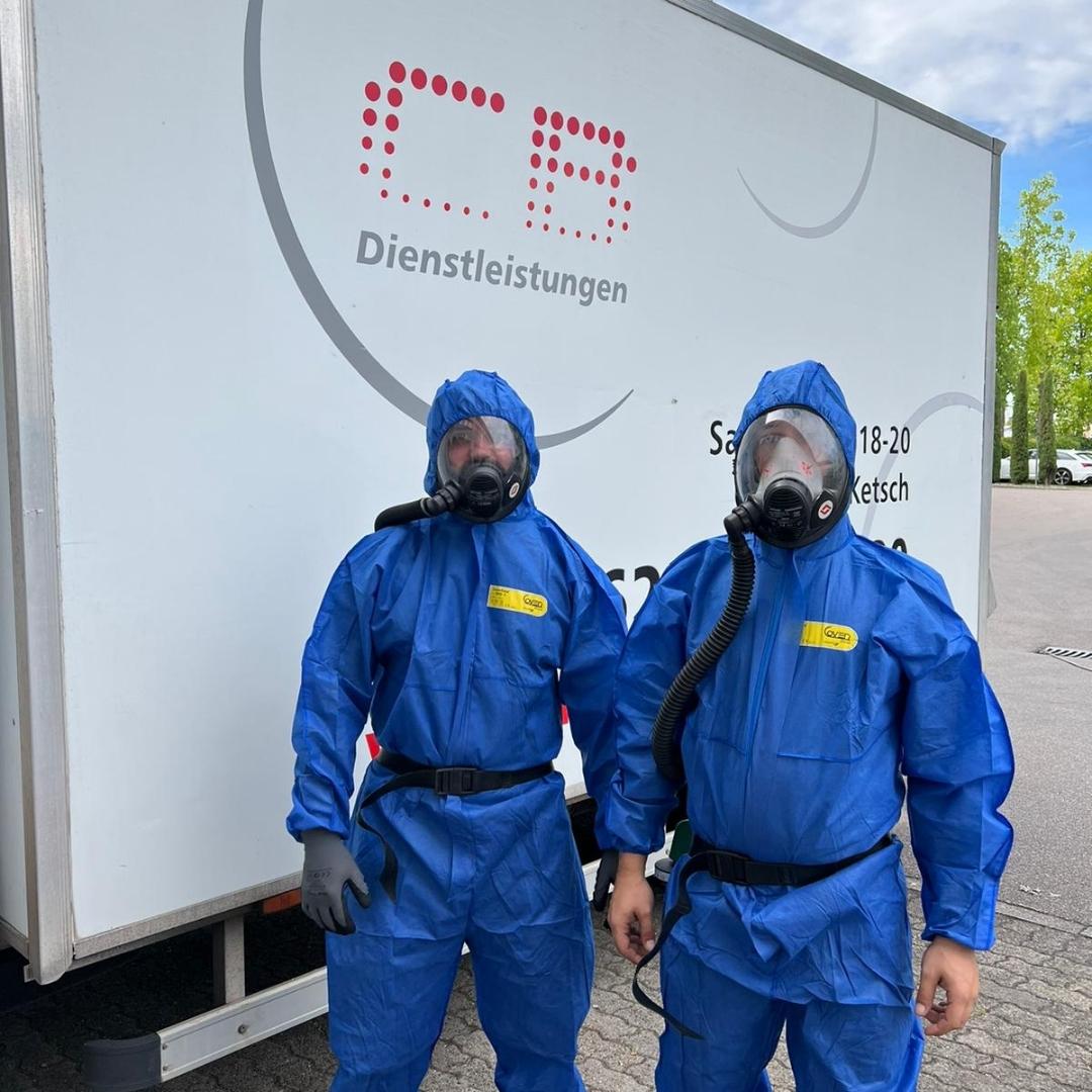 Asbestsanierung von unserem zuverlässigen Team (Die Bildrechte liegen bei dem Verfasser der Mitteilung.)