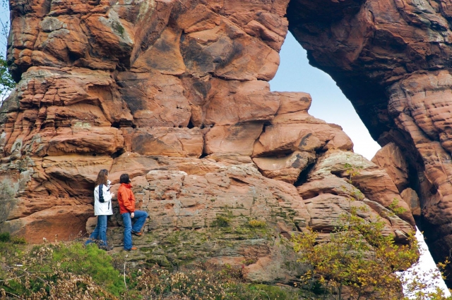 Neue Wege im Wanderparadies Südwestpfalz: Unterwegs im Felsenwunderland Neue Wege im Wanderparadies Südwestpfalz: Unterwegs im Felsenwunderland